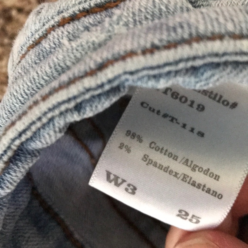 jeans - Picture 3 of 4